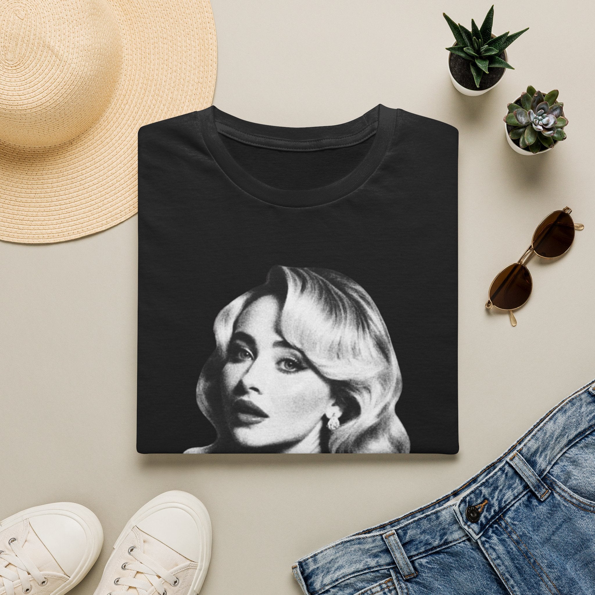 Sabrina Carpenter Graphic Tee